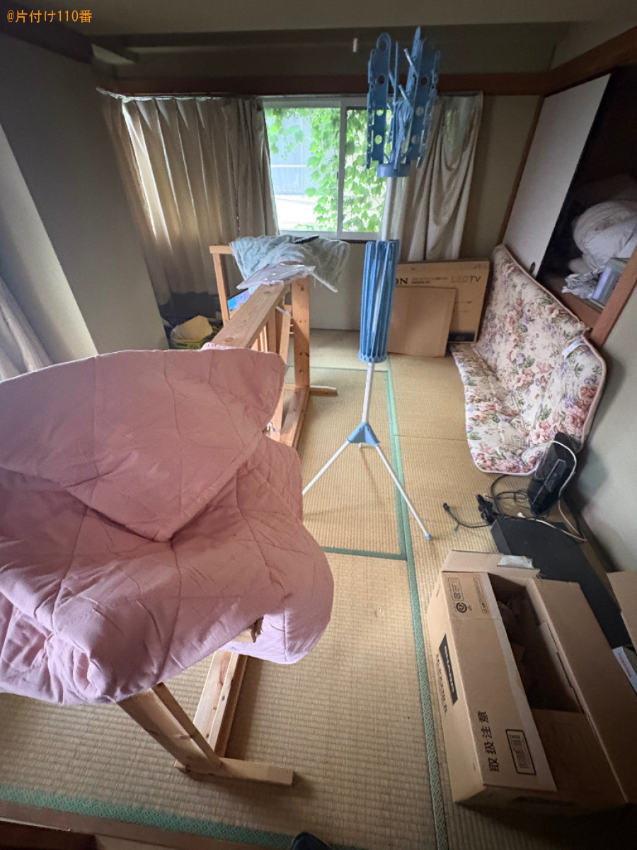 ベッド、寝具、テーブル、椅子、絨毯、小物等の回収・処分ご依頼